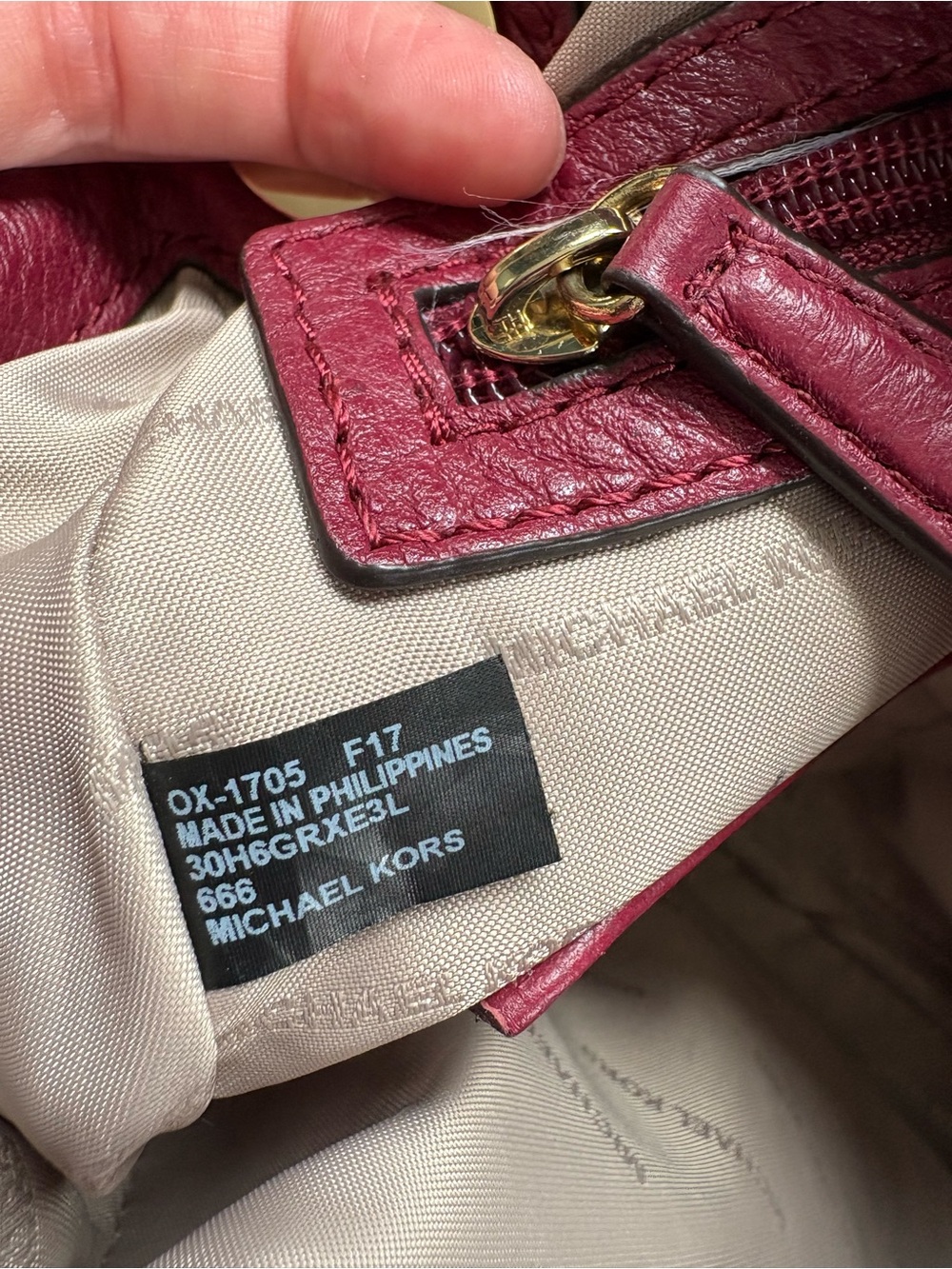AUTHENTIC Michael Kors Maroon Pebble Leather Shoulder Bag - Picture 6 of 6